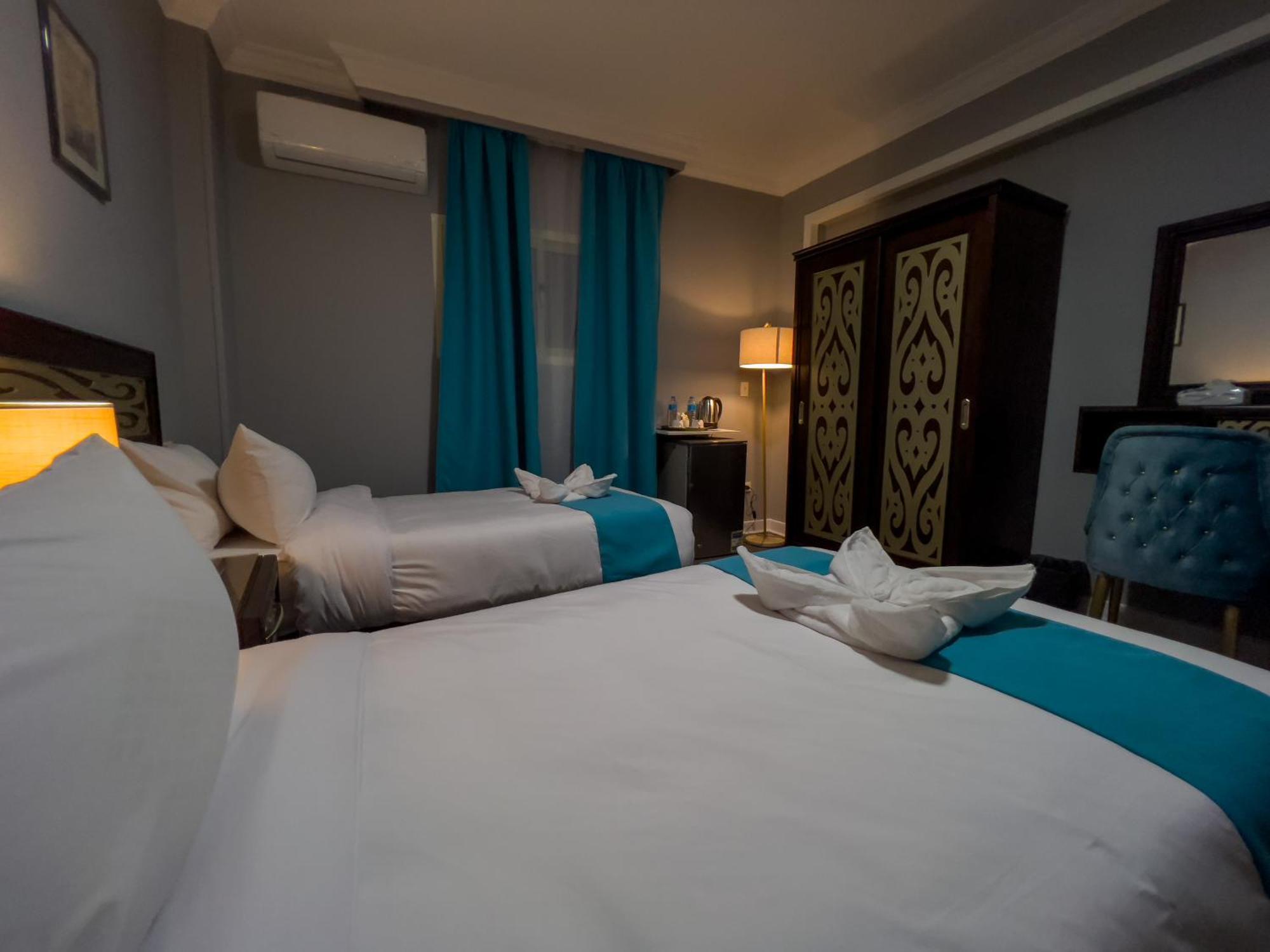The Pyramids Gate Inn Kafrat al Jabal Exterior foto