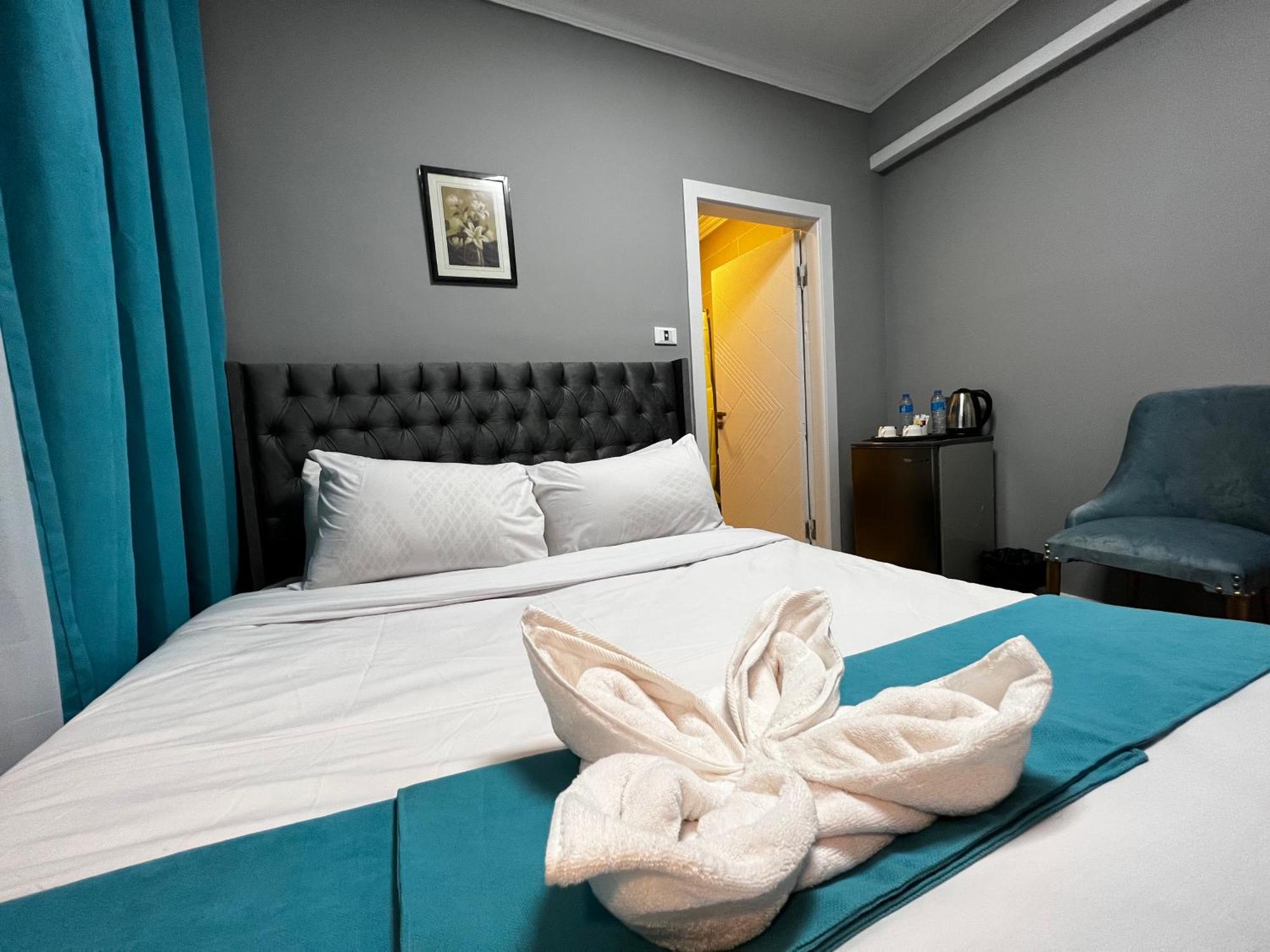 The Pyramids Gate Inn Kafrat al Jabal Exterior foto