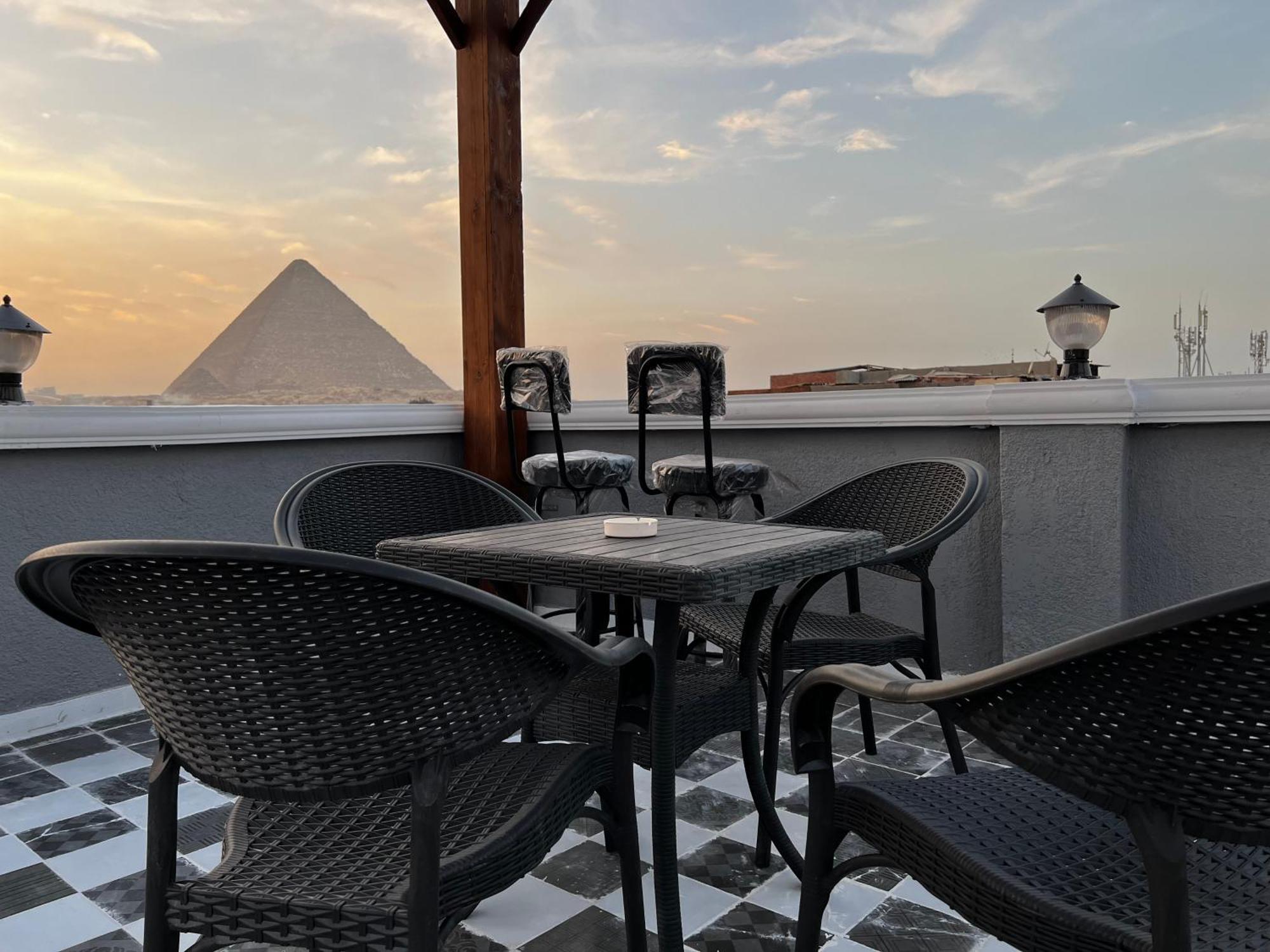 The Pyramids Gate Inn Kafrat al Jabal Exterior foto