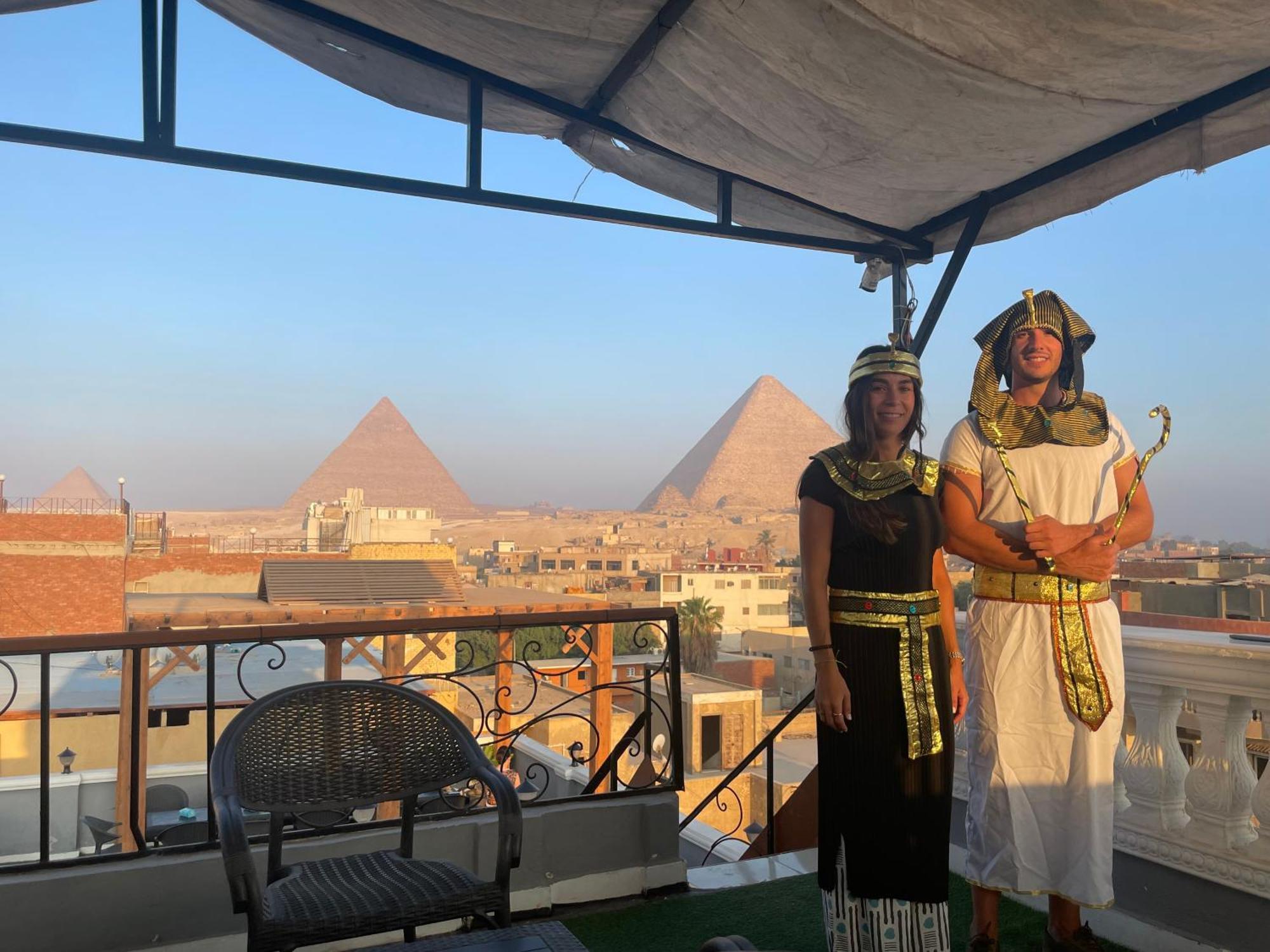 The Pyramids Gate Inn Kafrat al Jabal Exterior foto